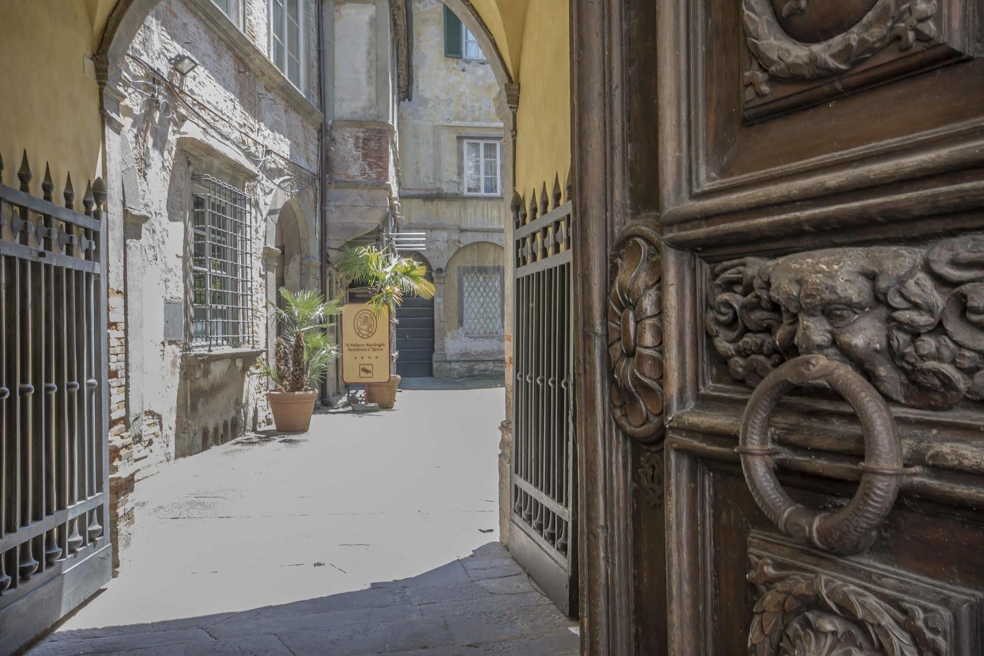 A Palazzo Busdraghi Residenza D'Epoca Lucca Exterior foto